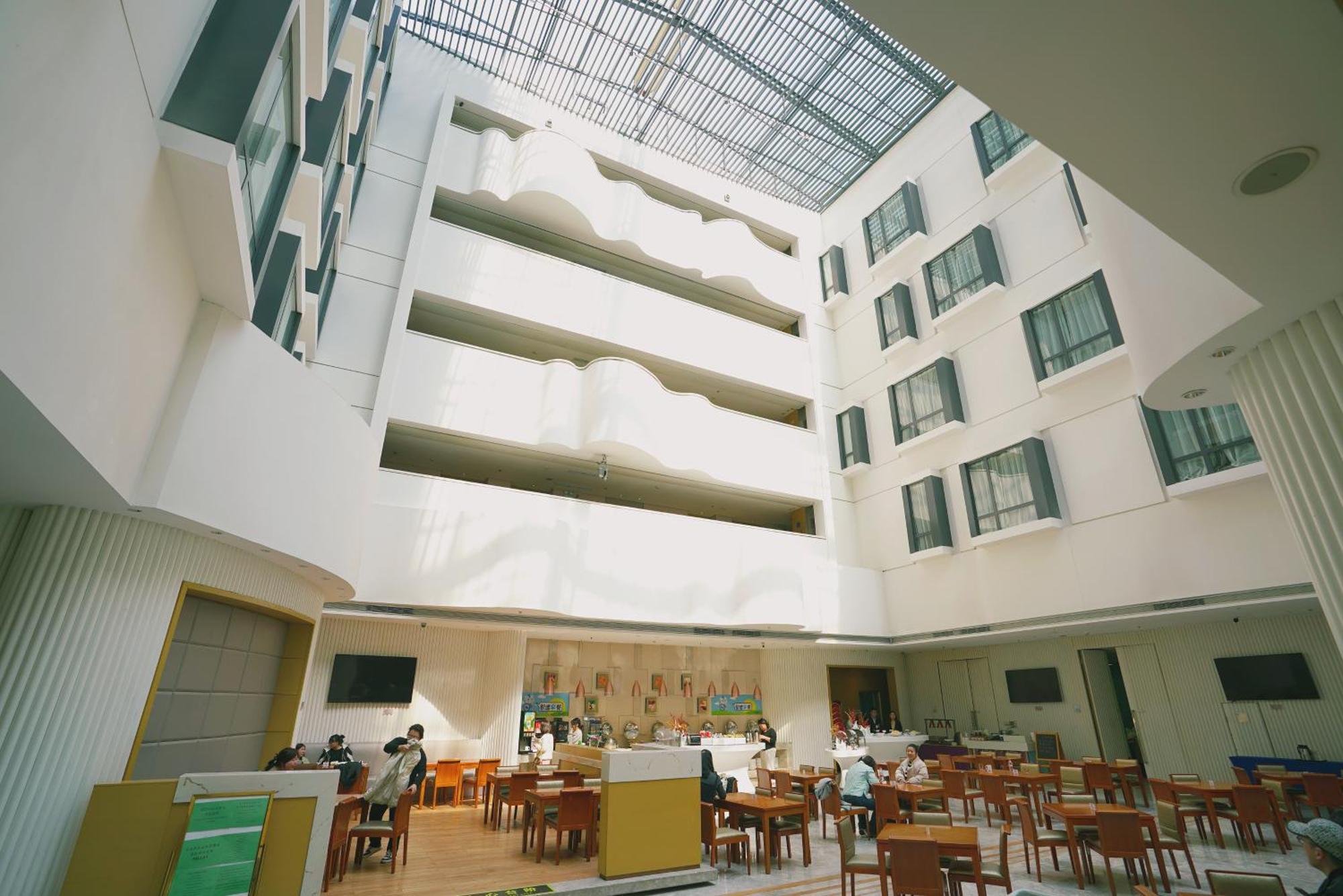 Holiday Inn Express Shenyang Golden Corridor By Ihg Bagian luar foto