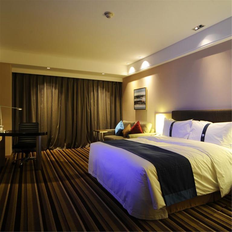 Holiday Inn Express Shenyang Golden Corridor By Ihg Bagian luar foto